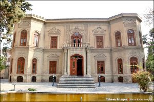 موزه آبگینه و سفالینه‌های ایران